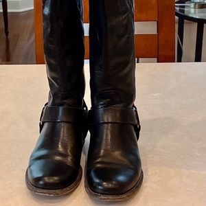 Beautiful Frye Boots…Black Leather Size 8.5